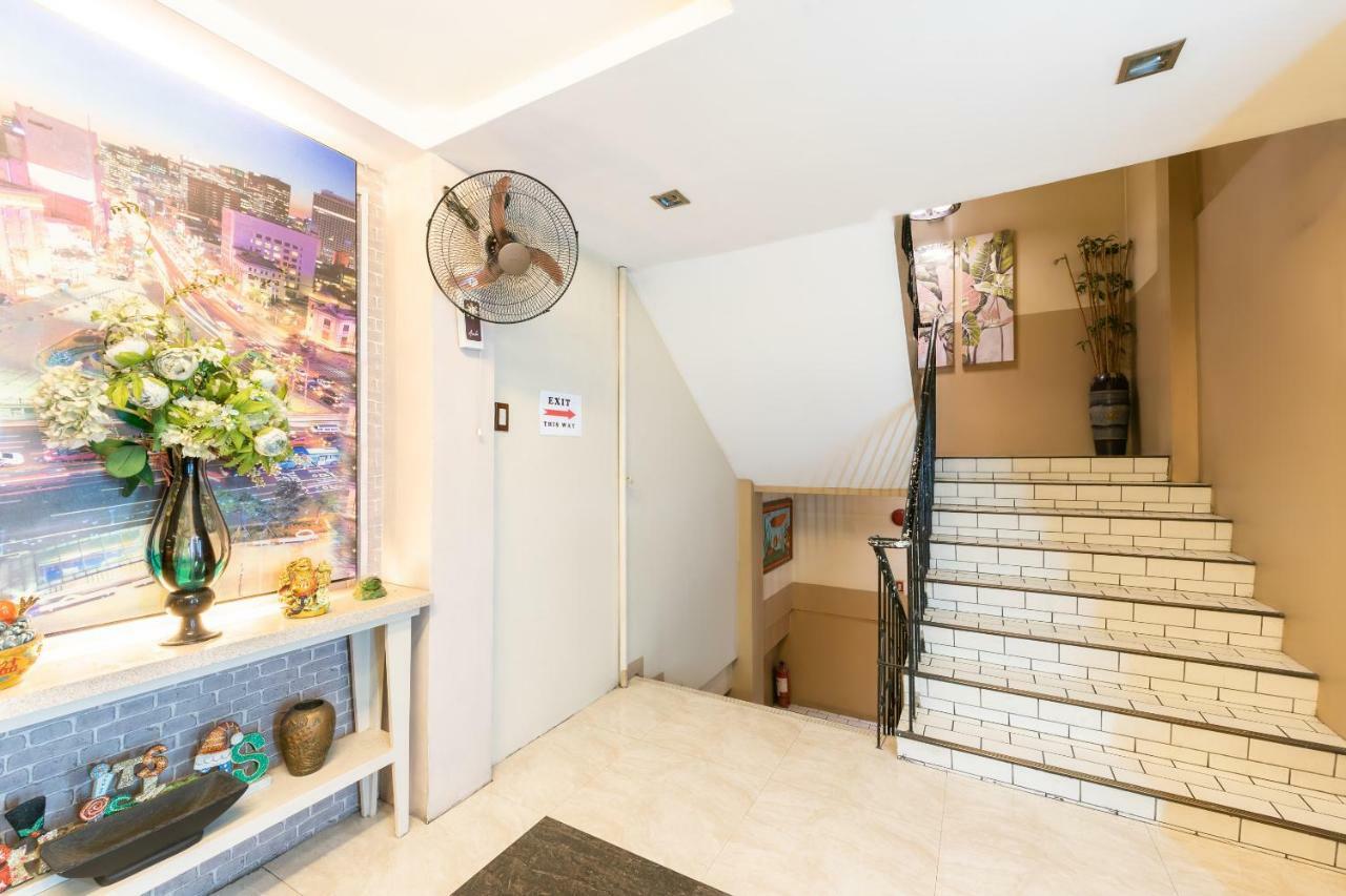 Oyo 191 Paradise Apartelle Manila Exterior photo