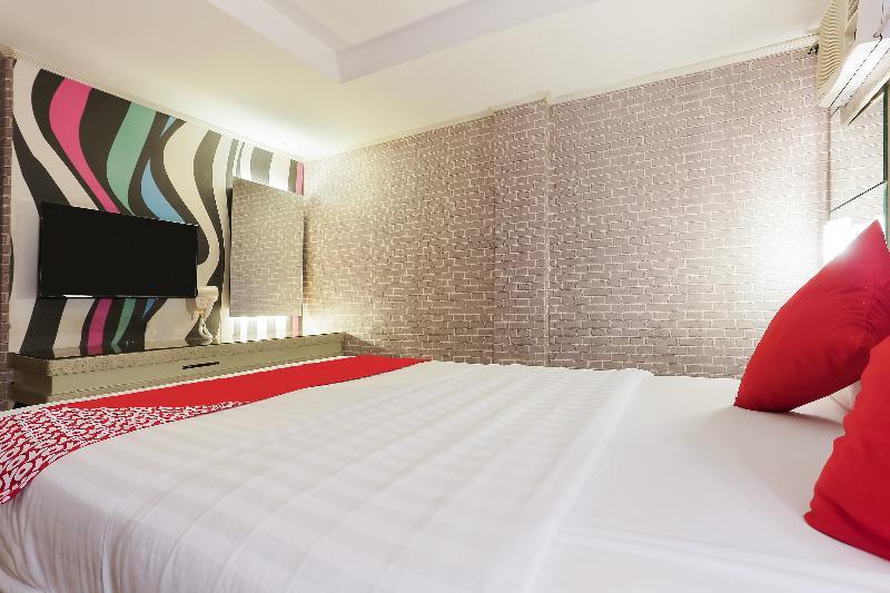 Oyo 191 Paradise Apartelle Manila Exterior photo